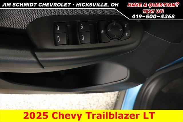 new 2025 Chevrolet TrailBlazer car, priced at $26,481