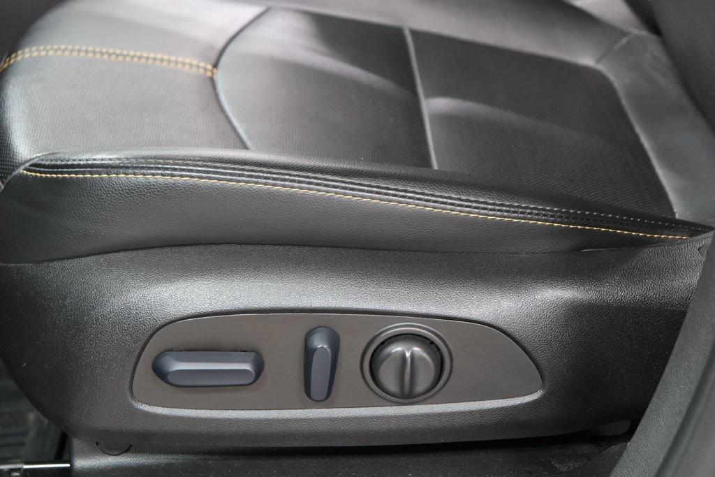 used 2023 Chevrolet Equinox car, priced at $26,230