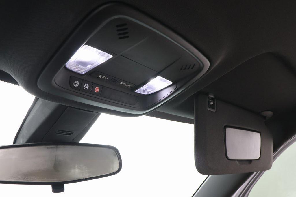 used 2022 Chevrolet Traverse car, priced at $23,380