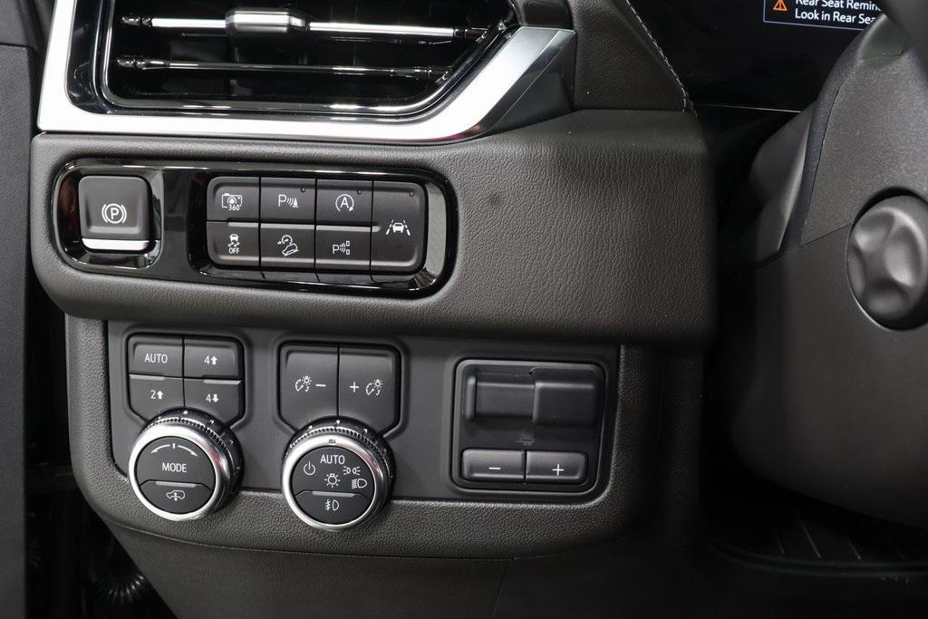 used 2025 GMC Yukon car, priced at $83,995