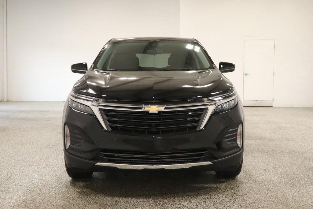 new 2024 Chevrolet Equinox car, priced at $30,812