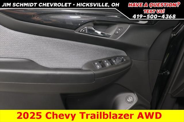 new 2025 Chevrolet TrailBlazer car, priced at $31,075