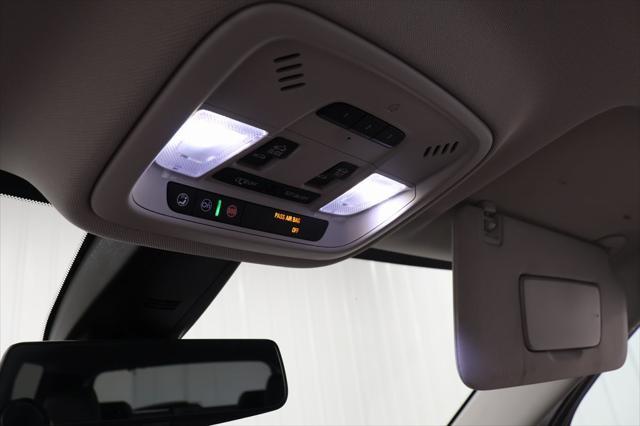 used 2020 Chevrolet Traverse car, priced at $32,994