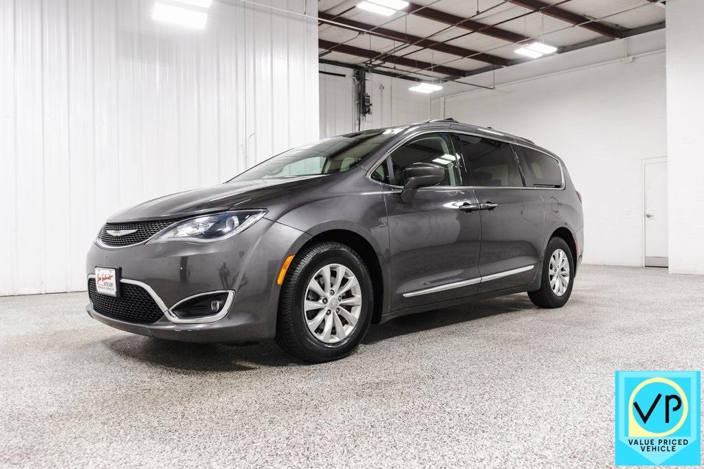 used 2017 Chrysler Pacifica car, priced at $12,575