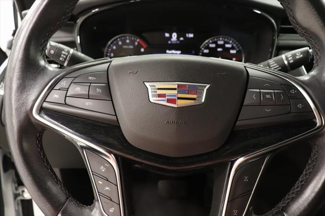 used 2022 Cadillac XT5 car, priced at $31,499