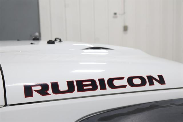 used 2015 Jeep Wrangler Unlimited car, priced at $15,340