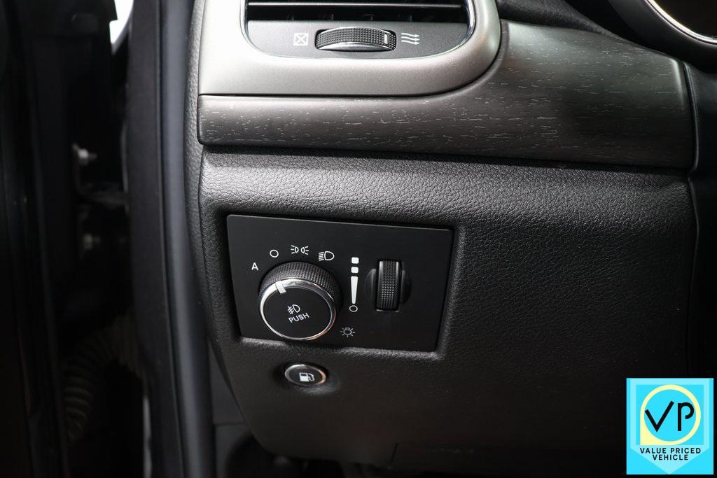 used 2017 Jeep Grand Cherokee car, priced at $13,568