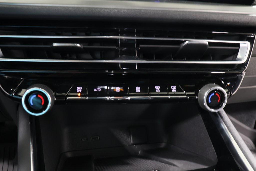 used 2024 Chevrolet Traverse car, priced at $40,819