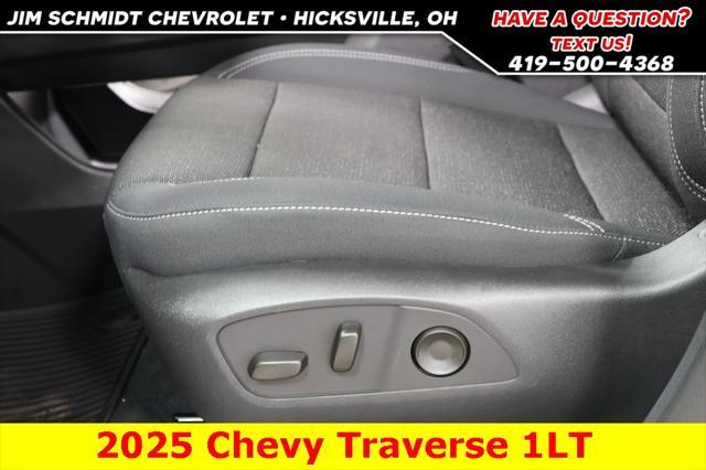 new 2025 Chevrolet Traverse car, priced at $43,065