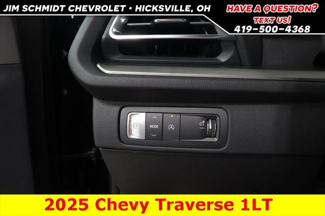 new 2025 Chevrolet Traverse car, priced at $43,065