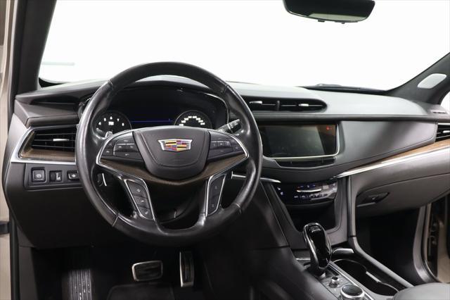 used 2022 Cadillac XT5 car, priced at $36,995
