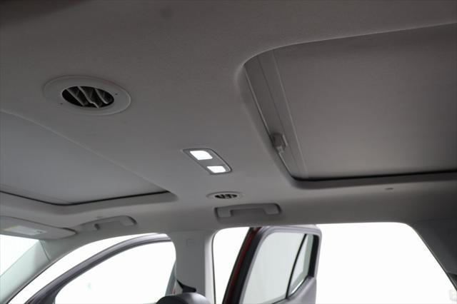 used 2020 Chevrolet Traverse car, priced at $28,700