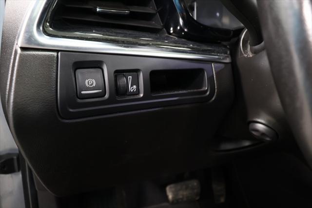 used 2021 Cadillac XT5 car, priced at $26,500