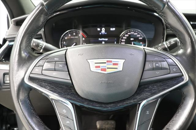 used 2021 Cadillac XT5 car, priced at $26,500