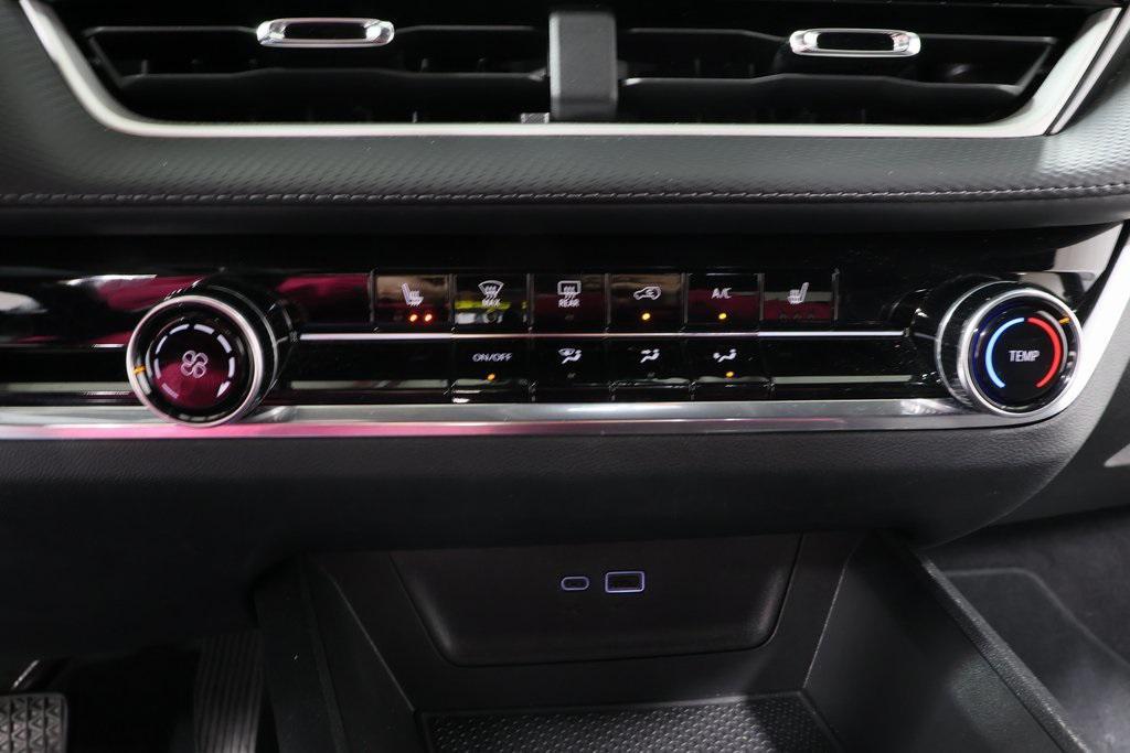 used 2025 Chevrolet Equinox car, priced at $28,551