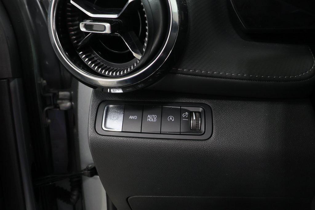 used 2025 Chevrolet Equinox car, priced at $28,551