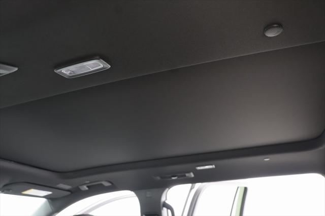 new 2025 Chevrolet Traverse car, priced at $47,490
