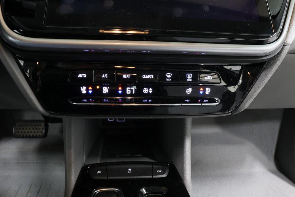 used 2023 Chevrolet Bolt EUV car, priced at $22,499