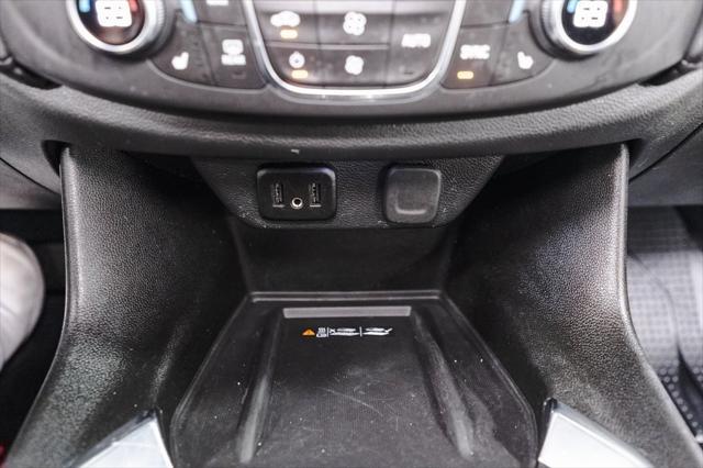used 2023 Chevrolet Traverse car, priced at $30,860