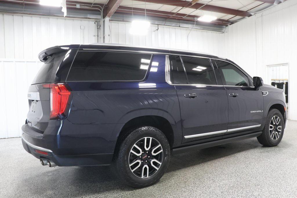used 2022 GMC Yukon XL car, priced at $56,994