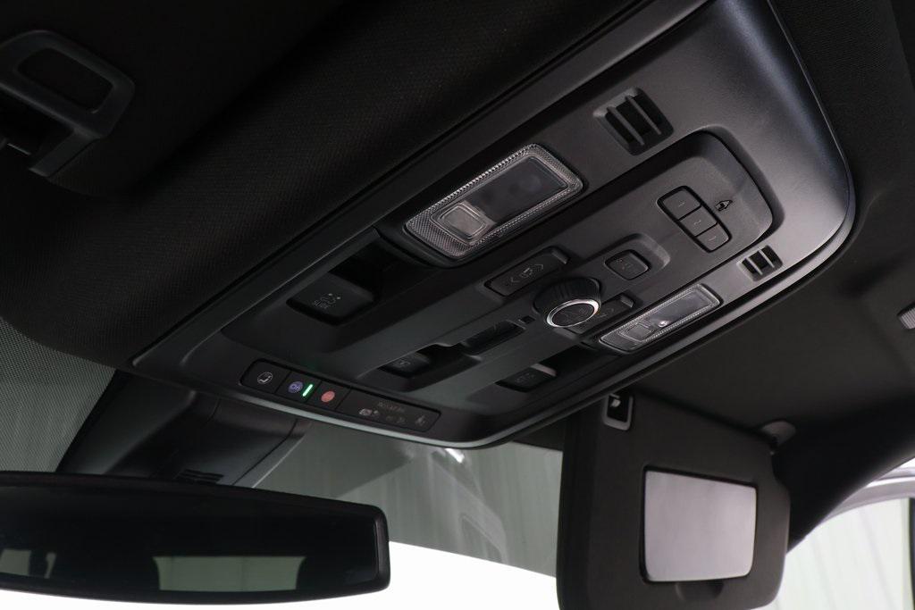 used 2022 GMC Yukon XL car, priced at $56,994