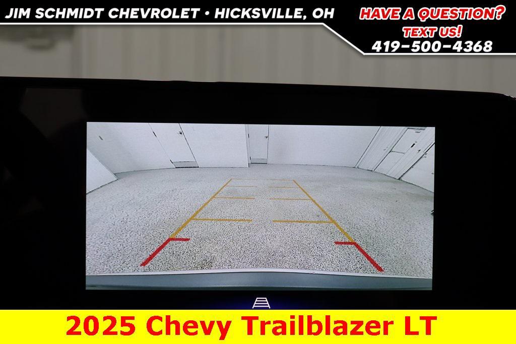 new 2025 Chevrolet TrailBlazer car, priced at $27,500