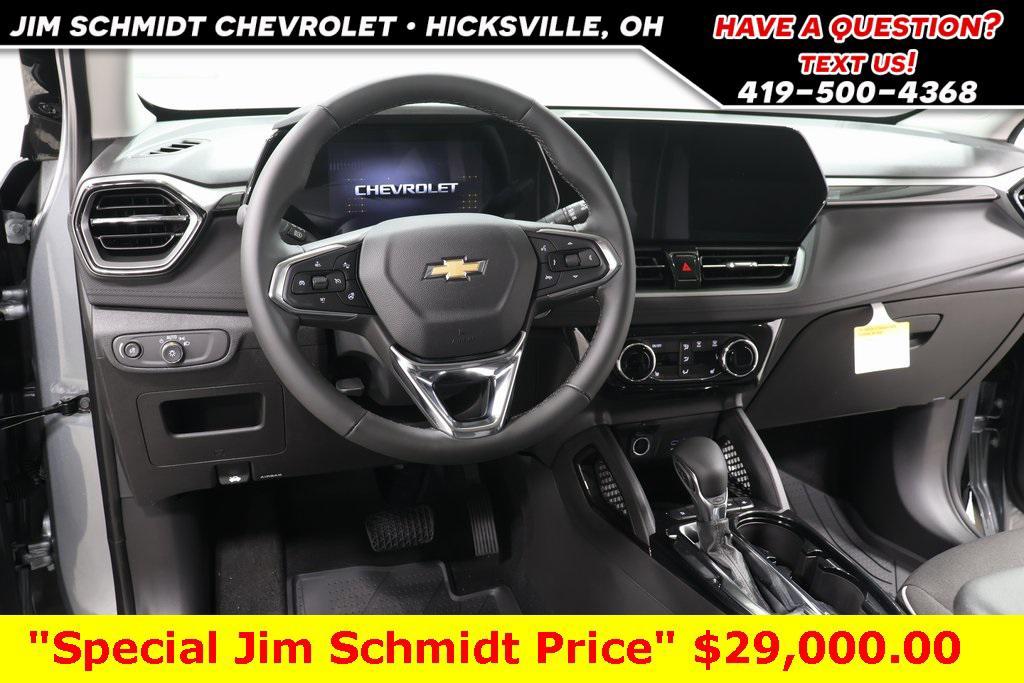 new 2025 Chevrolet TrailBlazer car, priced at $29,440