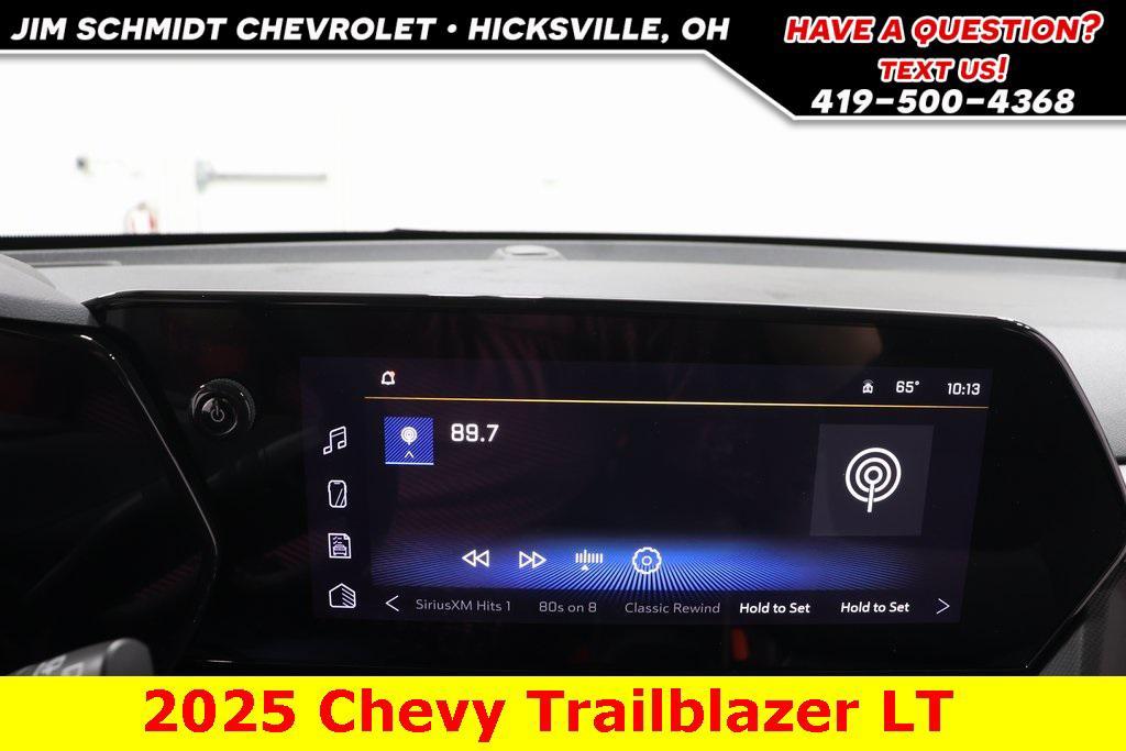 new 2025 Chevrolet TrailBlazer car, priced at $27,500