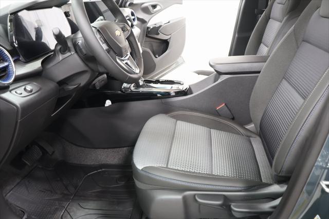 new 2025 Chevrolet Trax car, priced at $25,675