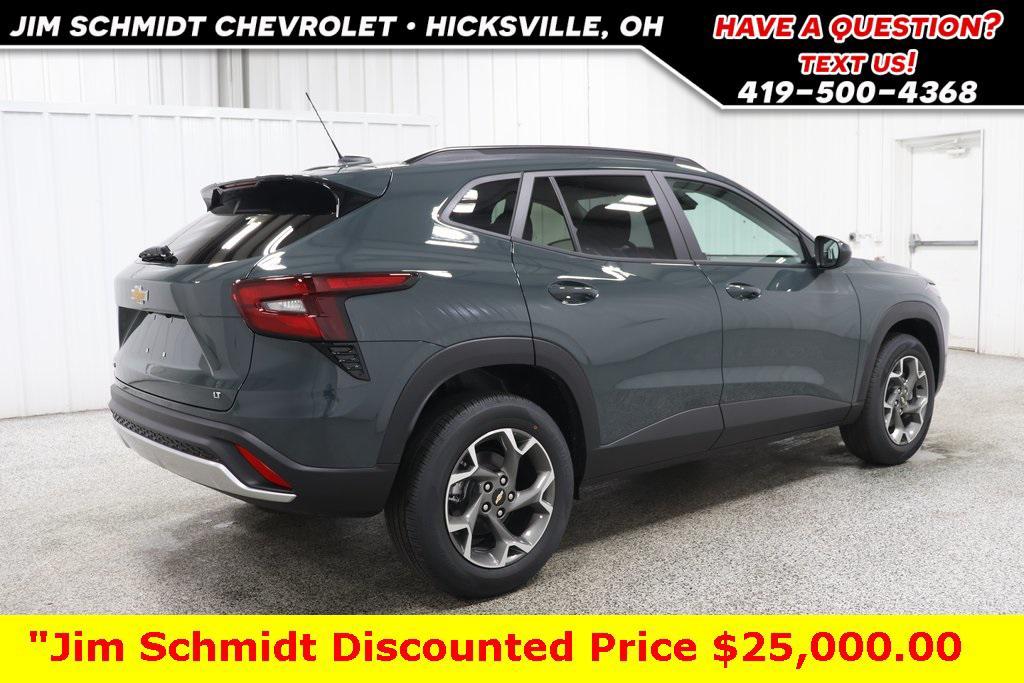 new 2025 Chevrolet Trax car, priced at $25,000