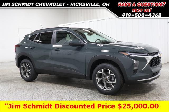 new 2025 Chevrolet Trax car, priced at $25,000