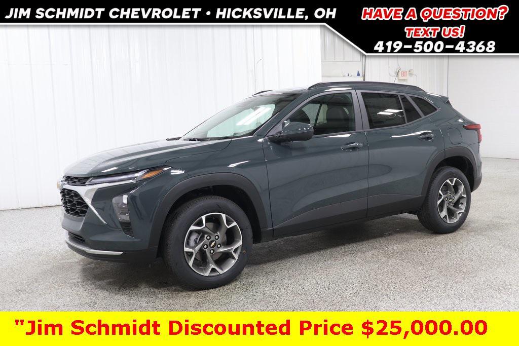 new 2025 Chevrolet Trax car, priced at $25,000