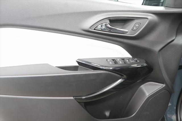 new 2025 Chevrolet Trax car, priced at $25,675