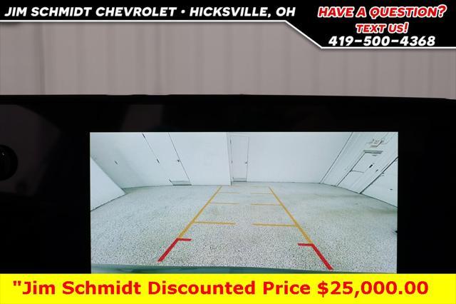 new 2025 Chevrolet Trax car, priced at $25,000