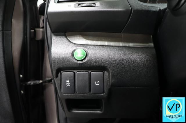 used 2014 Honda CR-V car, priced at $10,880