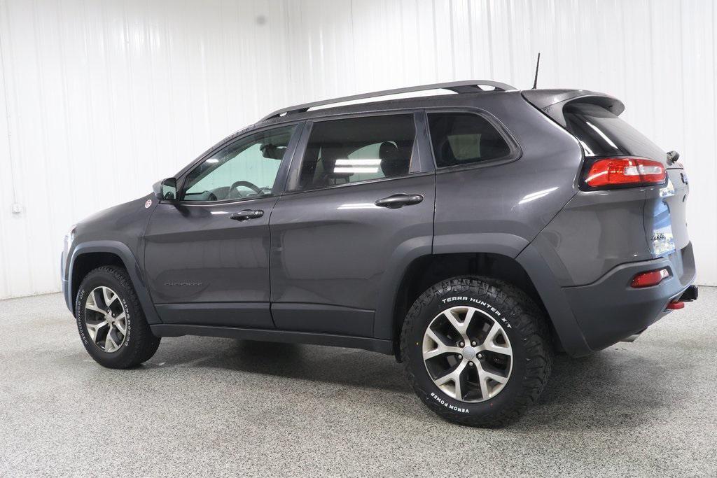 used 2017 Jeep Cherokee car, priced at $11,260