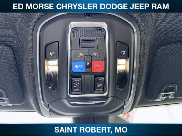 new 2025 Jeep Grand Cherokee car, priced at $35,977