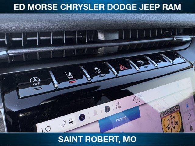 new 2025 Jeep Grand Cherokee car, priced at $53,716