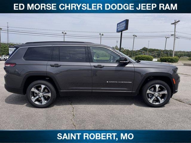 new 2025 Jeep Grand Cherokee L car, priced at $52,337