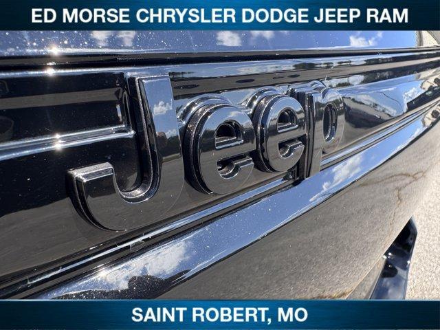 new 2025 Jeep Grand Cherokee car, priced at $45,204