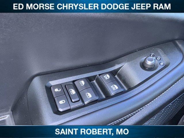 new 2025 Jeep Grand Cherokee car, priced at $45,204