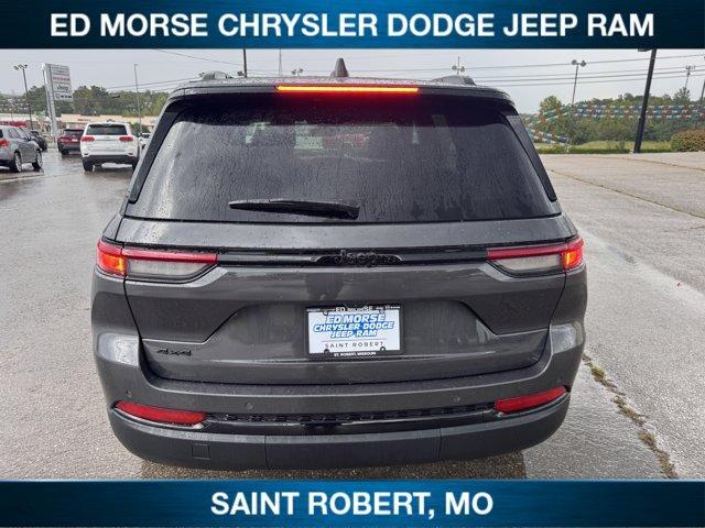 new 2025 Jeep Grand Cherokee car, priced at $45,204
