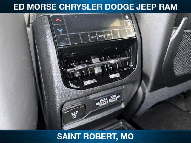 new 2025 Jeep Grand Cherokee L car, priced at $46,212