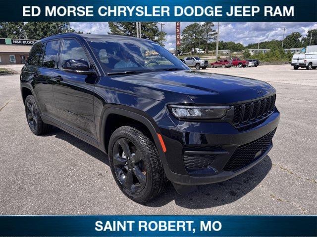 new 2025 Jeep Grand Cherokee car, priced at $40,155