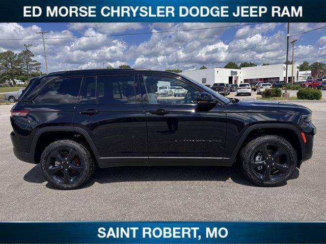 new 2025 Jeep Grand Cherokee car, priced at $40,155