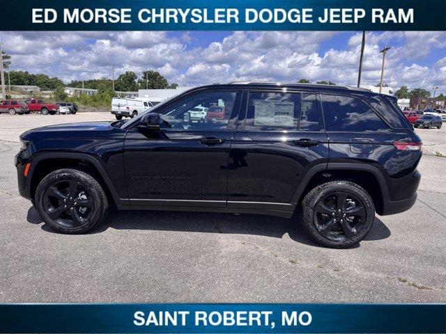 new 2025 Jeep Grand Cherokee car, priced at $40,155