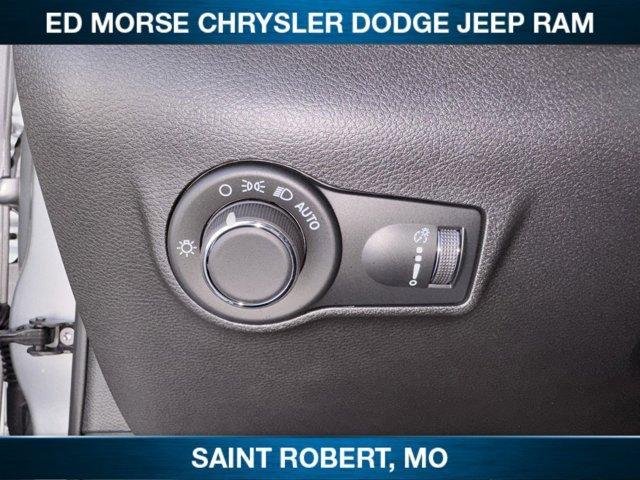 new 2025 Jeep Compass car, priced at $27,077