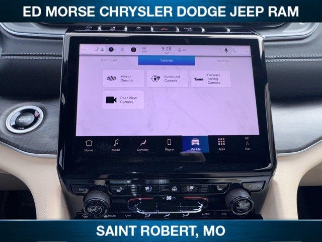 new 2025 Jeep Grand Cherokee car, priced at $51,946