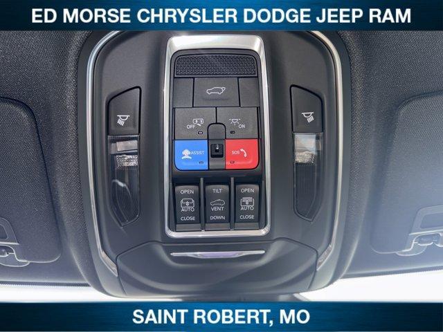 new 2025 Jeep Grand Cherokee car, priced at $51,946