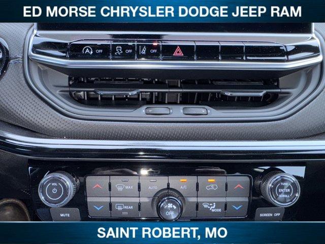 new 2025 Jeep Compass car, priced at $33,633